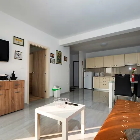 Apartment Nora Resident *